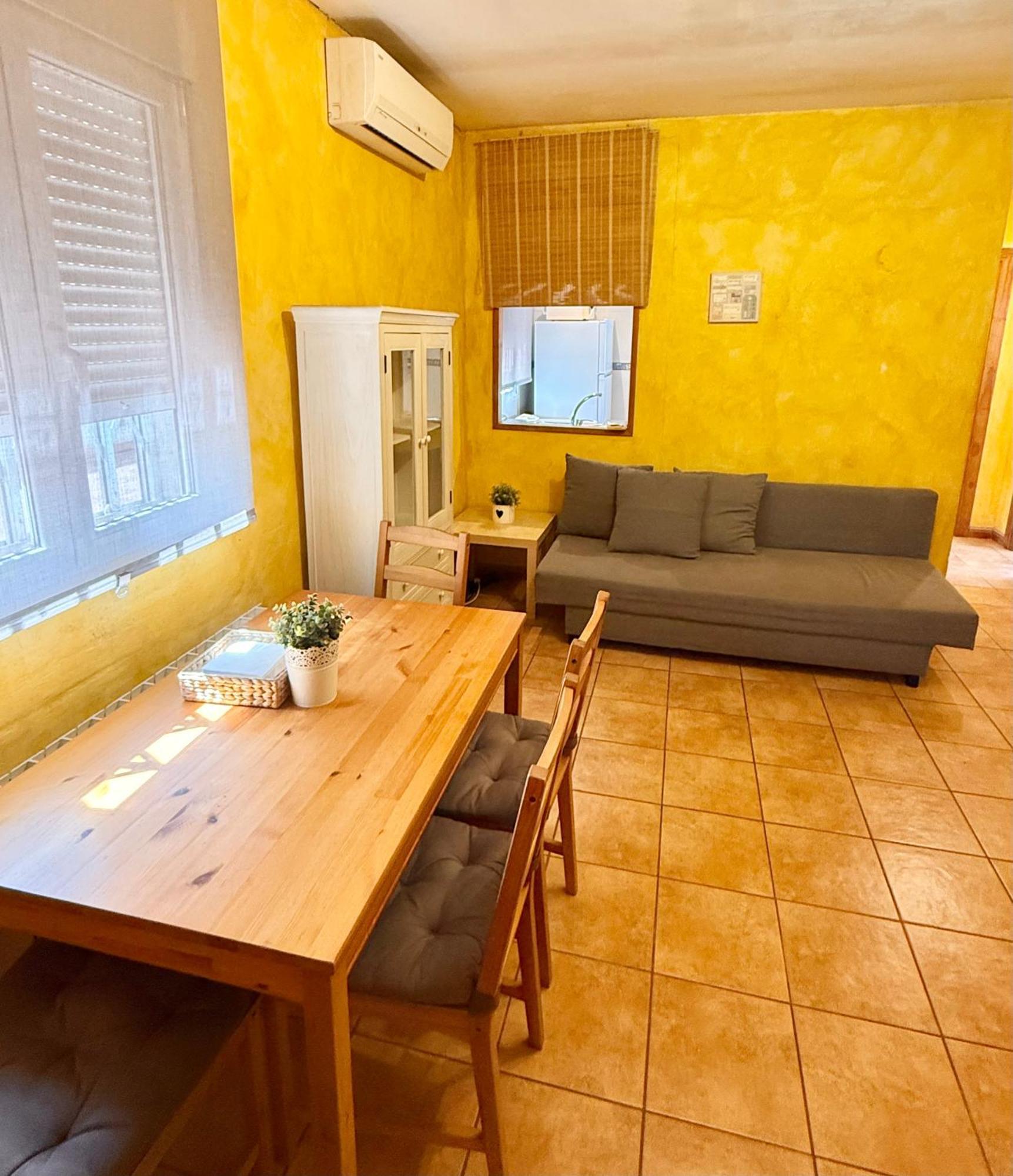 Apartamento Universidad-Hospital サラゴサ エクステリア 写真